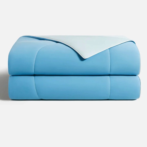 REST® Evercool® Cooling Comforter Queen Blanket in Aqua Blue